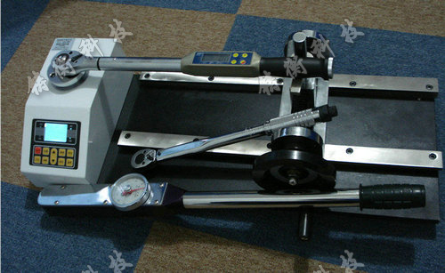 扭矩扳手檢定儀圖片